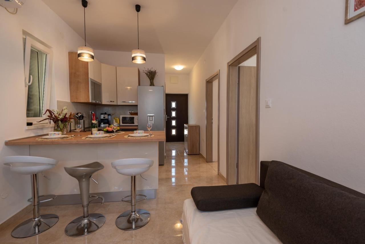Tribalj Apartman Tribunj מראה חיצוני תמונה