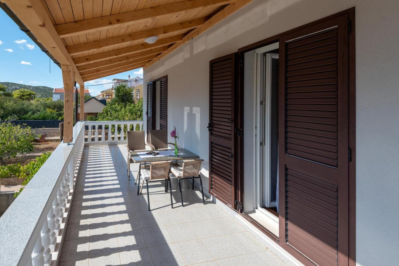 Tribalj Apartman Tribunj מראה חיצוני תמונה