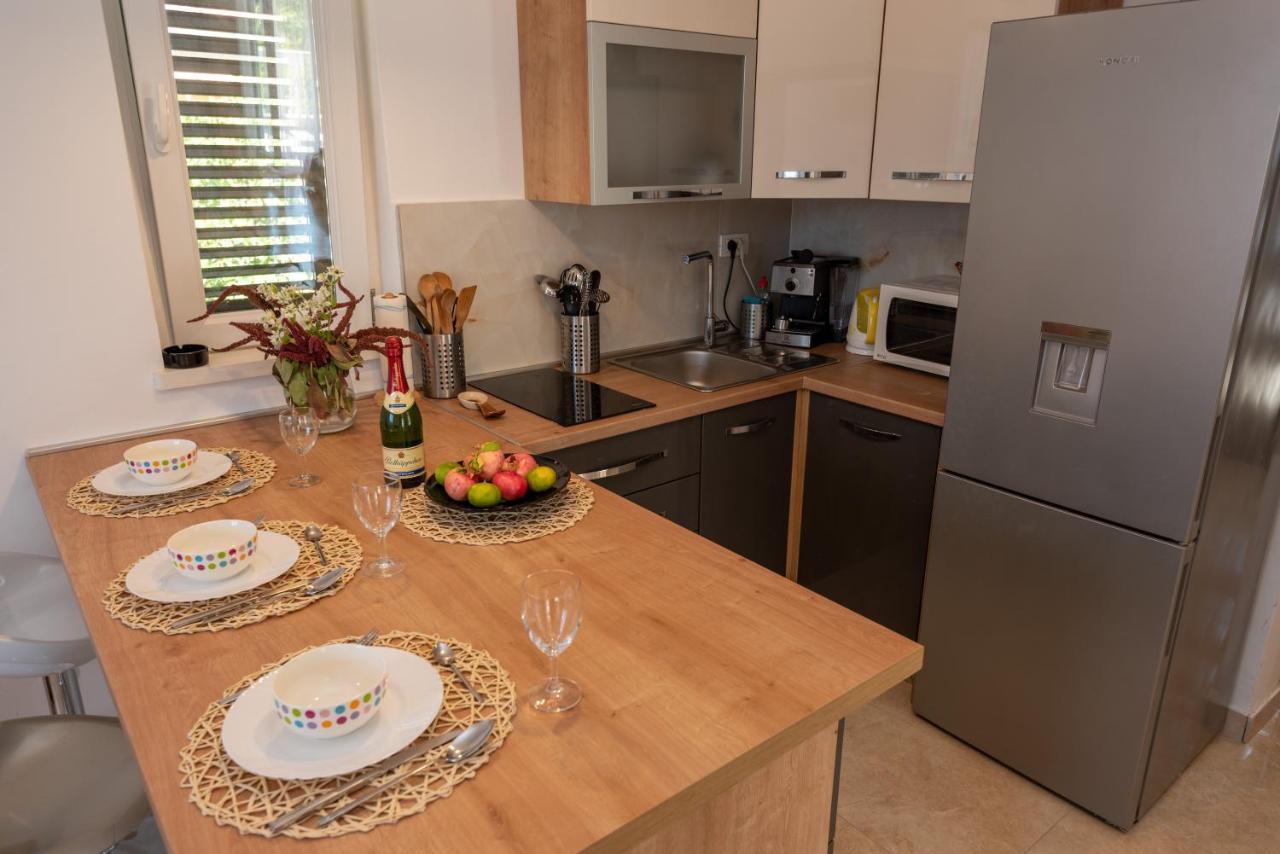 Tribalj Apartman Tribunj מראה חיצוני תמונה
