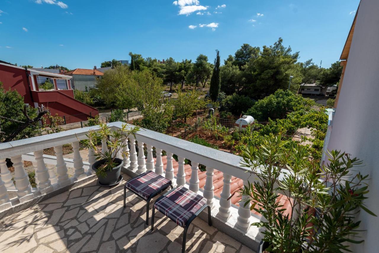 Tribalj Apartman Tribunj מראה חיצוני תמונה