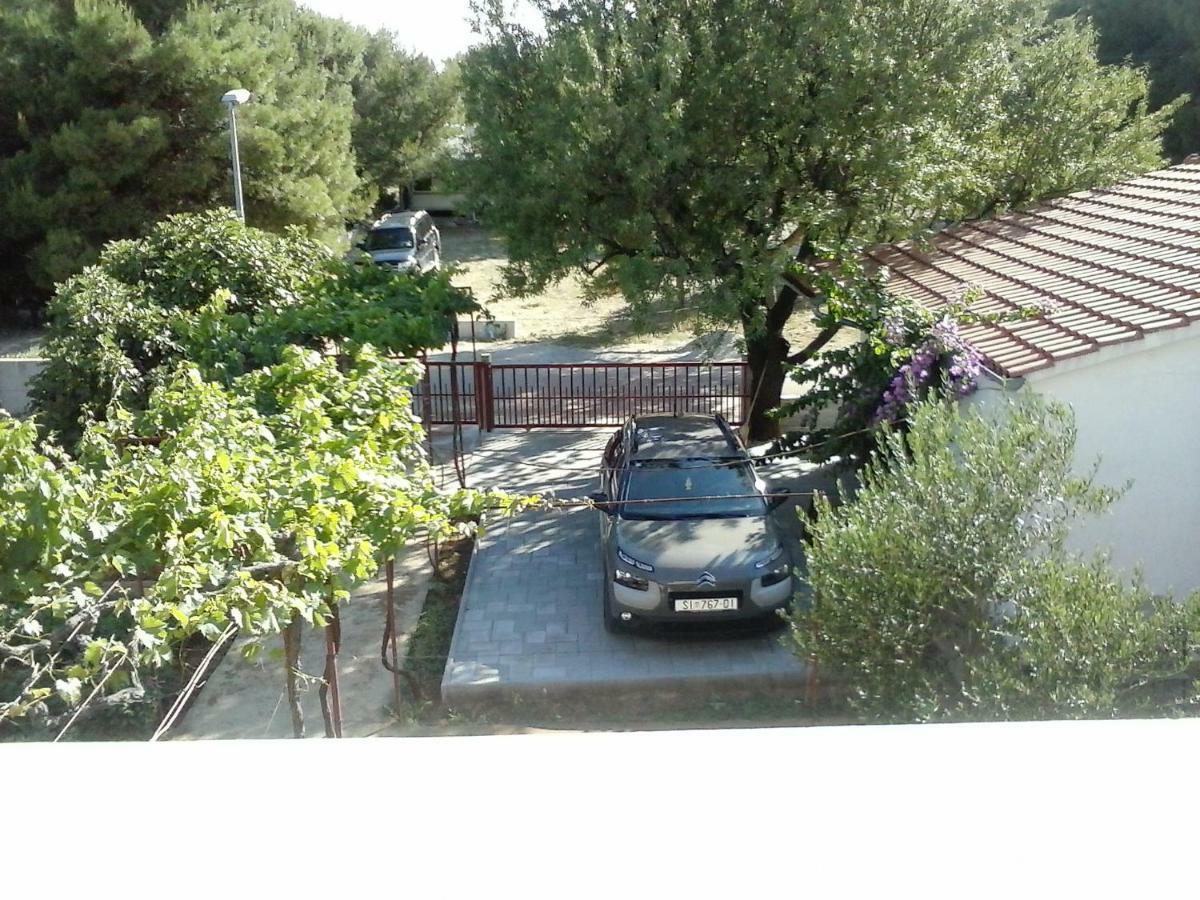 Tribalj Apartman Tribunj מראה חיצוני תמונה